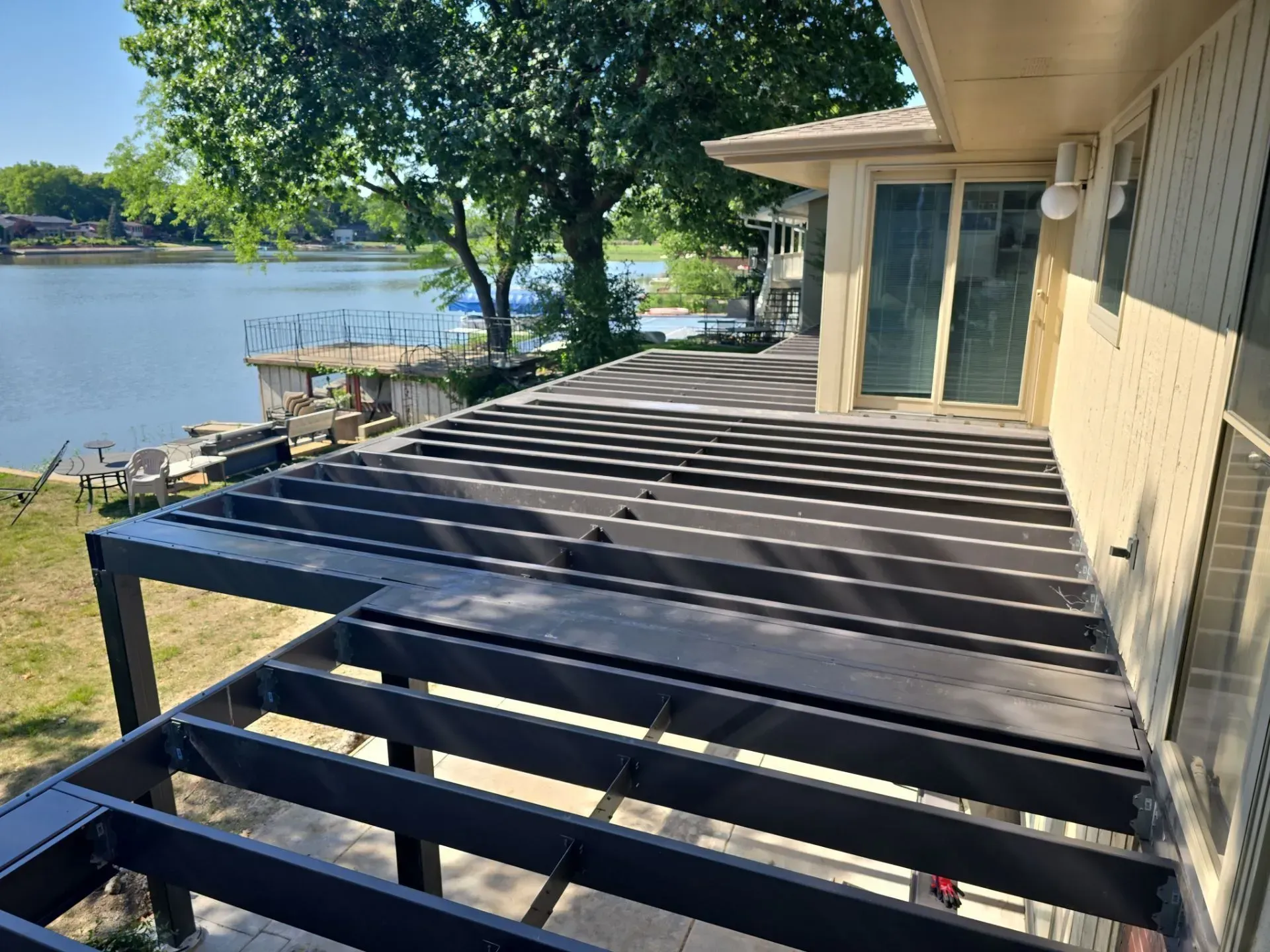 elevated-deck-framing-with-view-of-the-lake-in-lincoln-ne