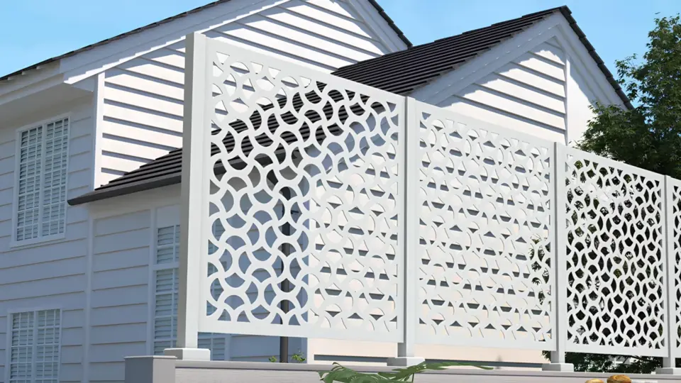 white-privacy-wall-mount-close-up-seashell-in-lincoln-ne
